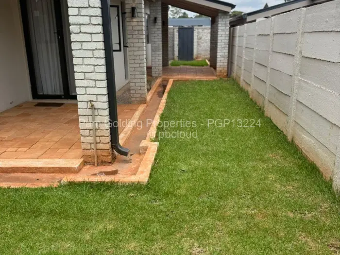 Townhouse/Cluster to Rent in Greendale, Harare
