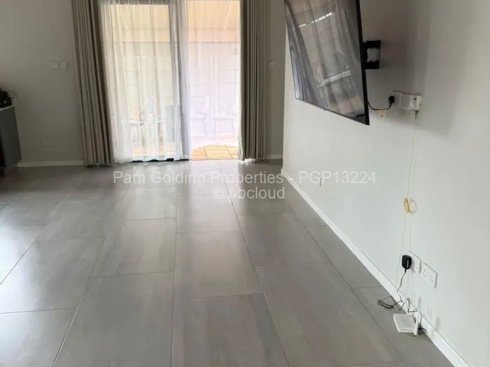 Townhouse/Cluster to Rent in Greendale, Harare