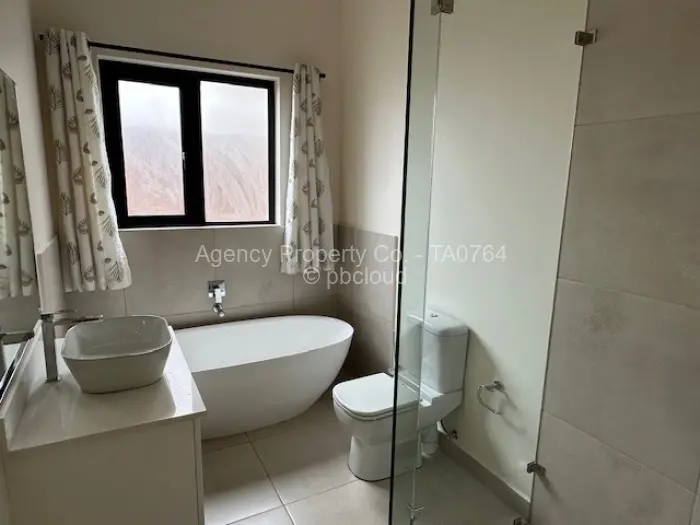 Townhouse/Cluster to Rent in Vainona, Harare