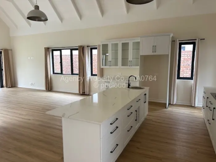 Townhouse/Cluster to Rent in Vainona, Harare