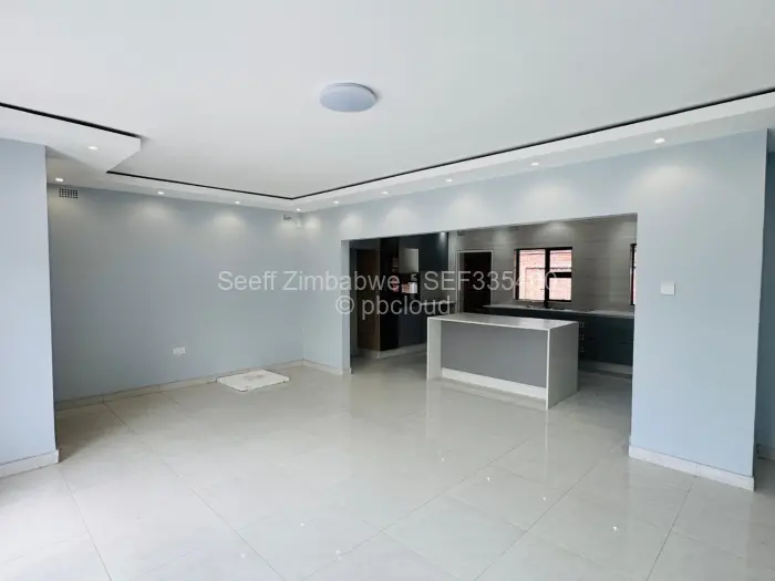 Townhouse/Cluster for Sale in Waterfalls, Harare