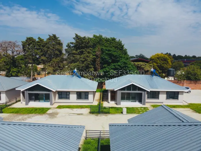 Townhouse/Cluster for Sale in Waterfalls, Harare