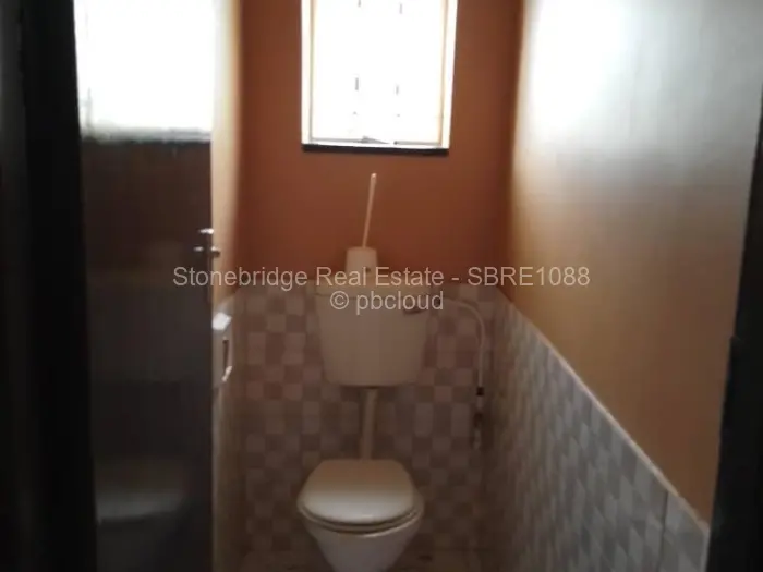 Flat/Apartment to Rent in Bulawayo City Centre, Bulawayo