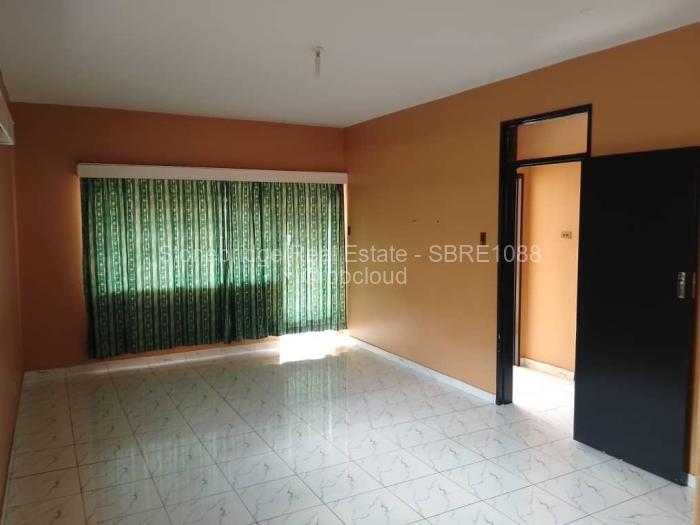 Flat/Apartment to Rent in Bulawayo City Centre, Bulawayo