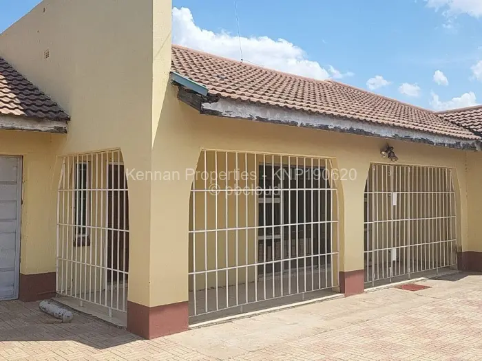 3 Bedroom House for Sale in Zimre Park, Harare
