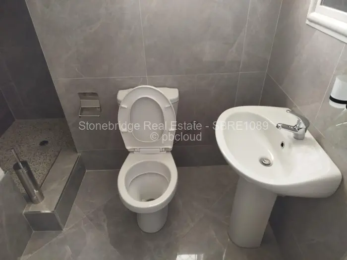 Flat/Apartment to Rent in Bulawayo City Centre, Bulawayo