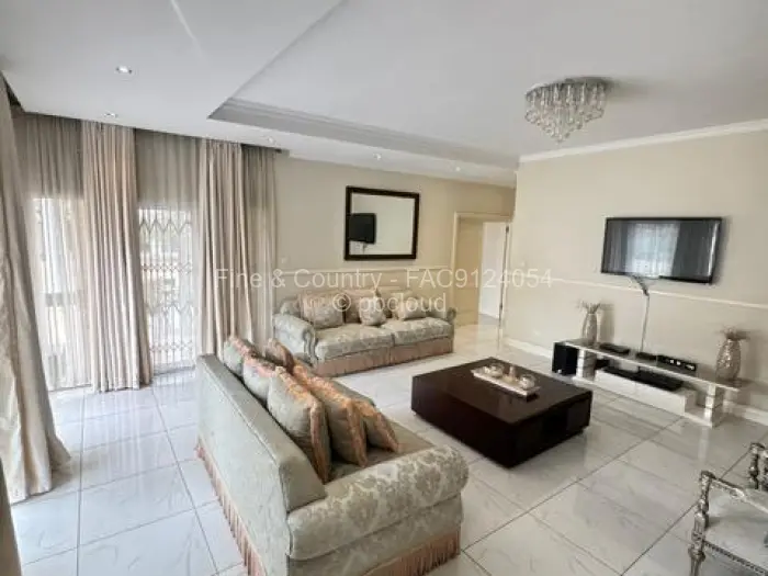 10 Bedroom House to Rent in Alexandra Park, Harare