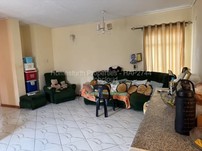 Flat/Apartment to Rent in Zimre Park, Harare