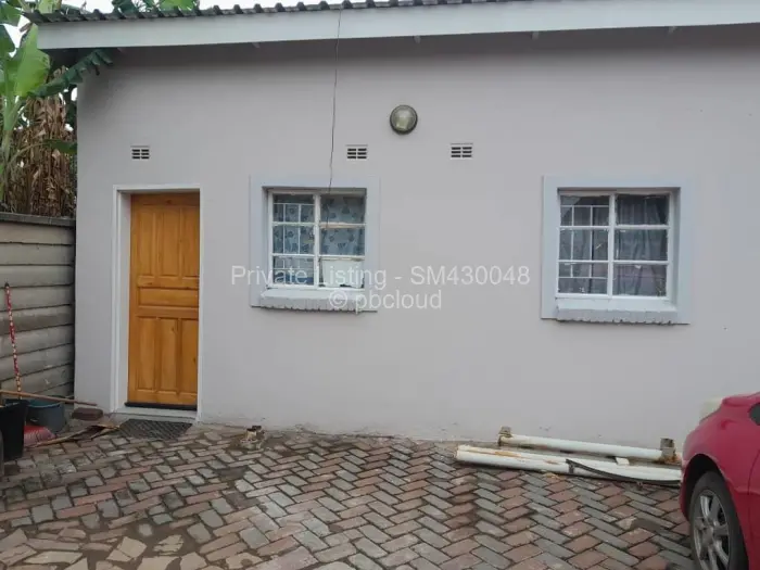 2 Bedroom Cottage/Garden Flat to Rent in Avondale West, Harare