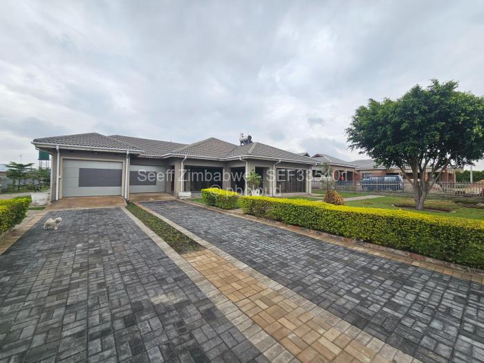 5 Bedroom House to Rent in Arlington, Harare