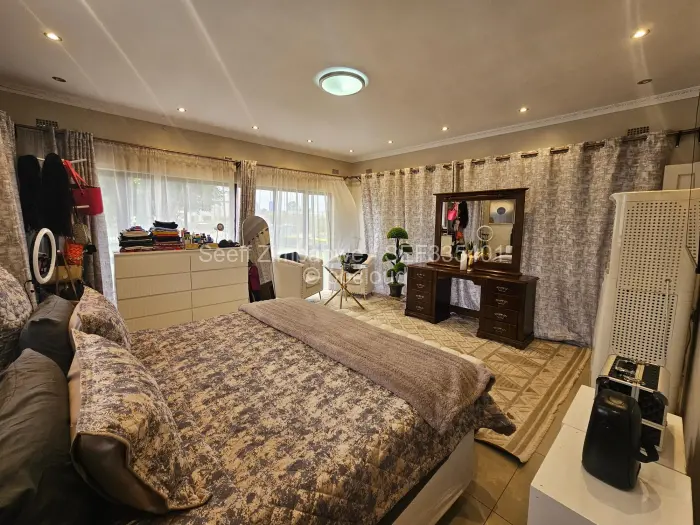 5 Bedroom House to Rent in Arlington