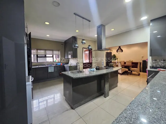 5 Bedroom House to Rent in Arlington