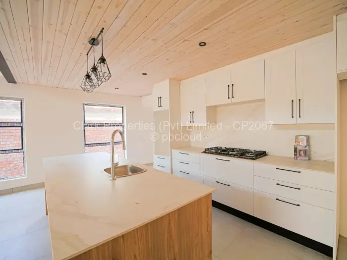 Townhouse/Cluster for Sale in Newlands, Harare