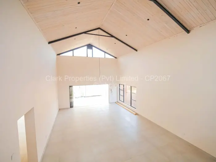 Townhouse/Cluster for Sale in Newlands, Harare