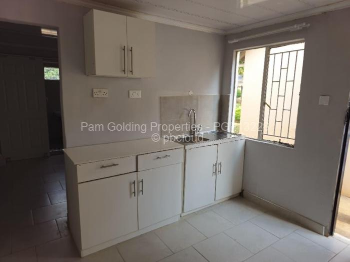 Cottage/Garden Flat to Rent in Belvedere, Harare