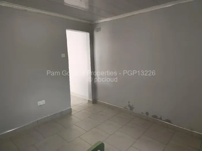 Cottage/Garden Flat to Rent in Belvedere, Harare