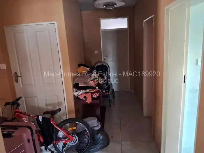 4 Bedroom House for Sale in Mabvazuva Estates, Ruwa