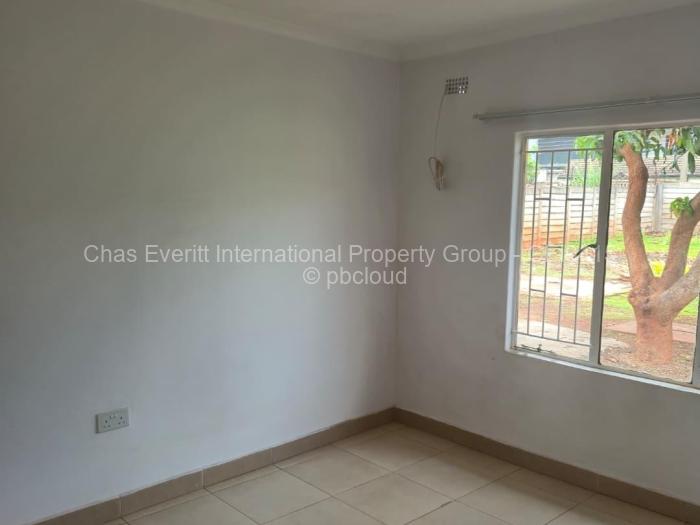 1 Bedroom Cottage/Garden Flat to Rent in Belvedere, Harare