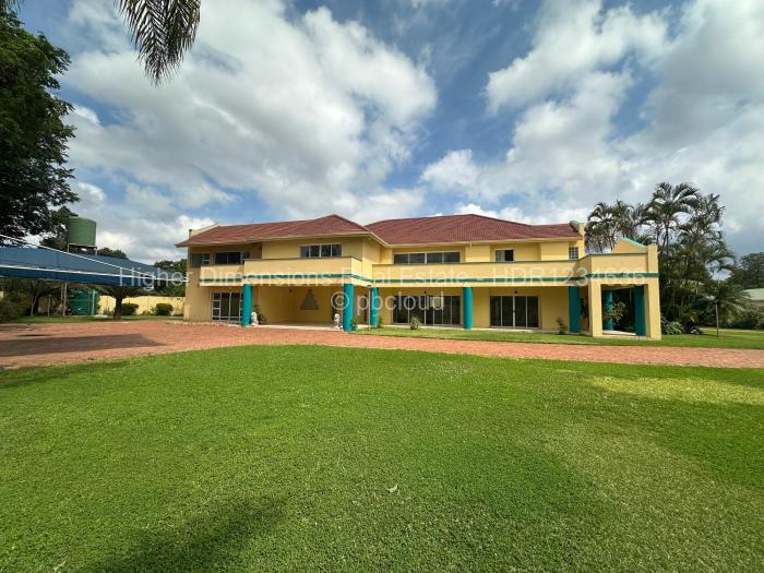 6 Bedroom House for Sale in Mount Pleasant, Harare