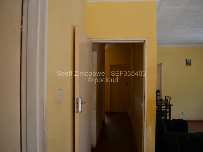 3 Bedroom House for Sale in Zengeza, Chitungwiza