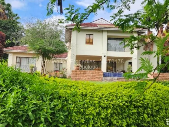 5 Bedroom House to Rent in Borrowdale Brooke, Harare