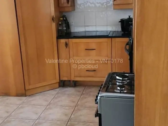 5 Bedroom House to Rent in Borrowdale Brooke, Harare