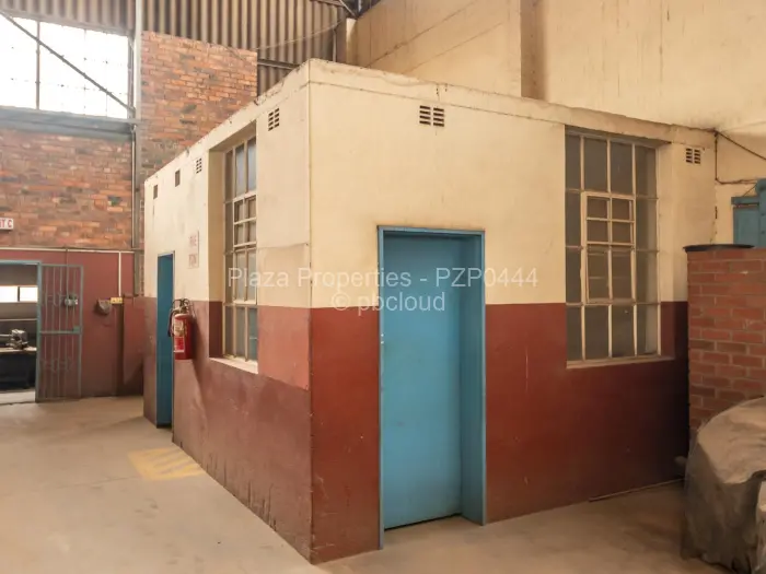 Warehouse/Industrial to Rent in Ardbennie, Harare