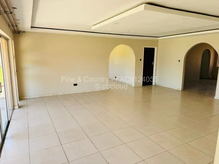 6 Bedroom House to Rent in Borrowdale West, Harare