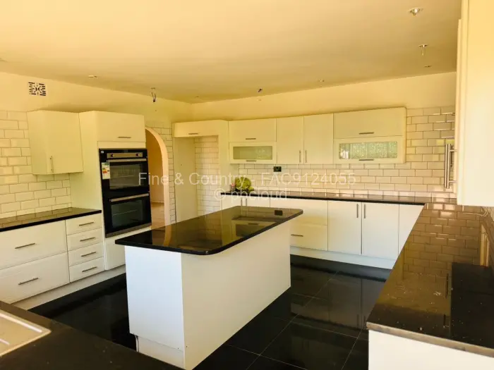 6 Bedroom House to Rent in Borrowdale West, Harare