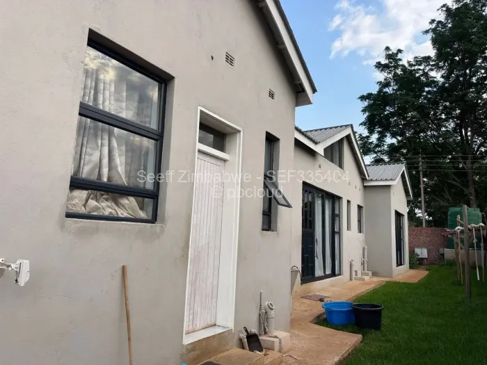 Townhouse/Cluster for Sale in Mandara, Harare