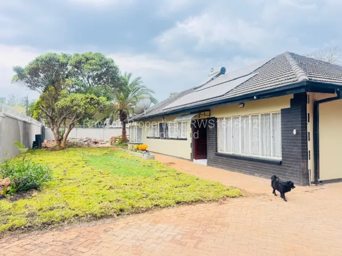 4 Bedroom House for Sale in Emerald Hill, Harare
