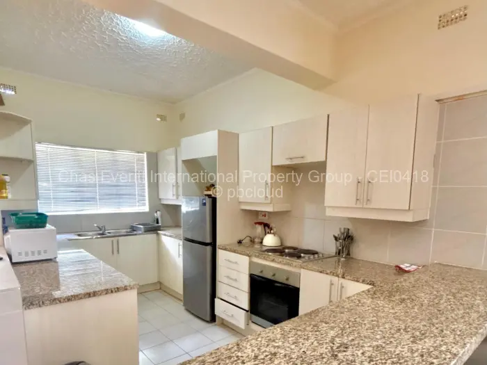 Townhouse/Cluster to Rent in Hillside Byo, Bulawayo