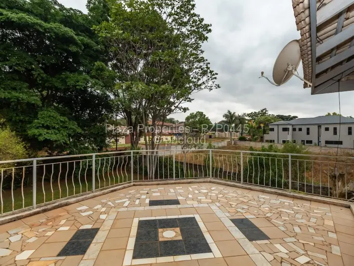 6 Bedroom House for Sale in Gunhill, Harare