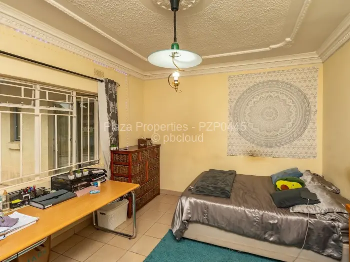 6 Bedroom House for Sale in Gunhill, Harare