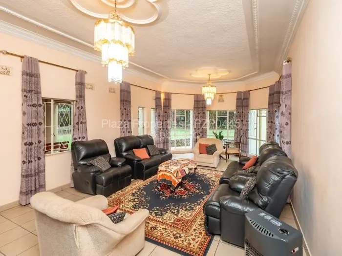 6 Bedroom House for Sale in Gunhill, Harare