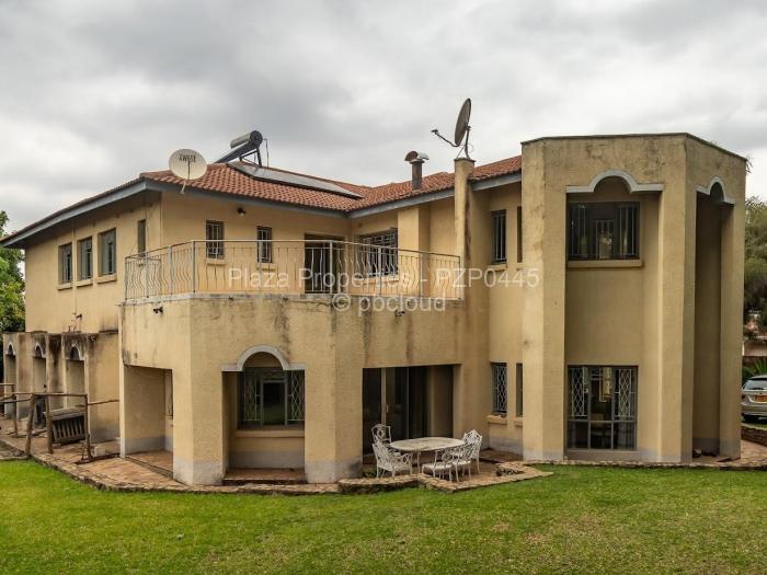 6 Bedroom House for Sale in Gunhill, Harare