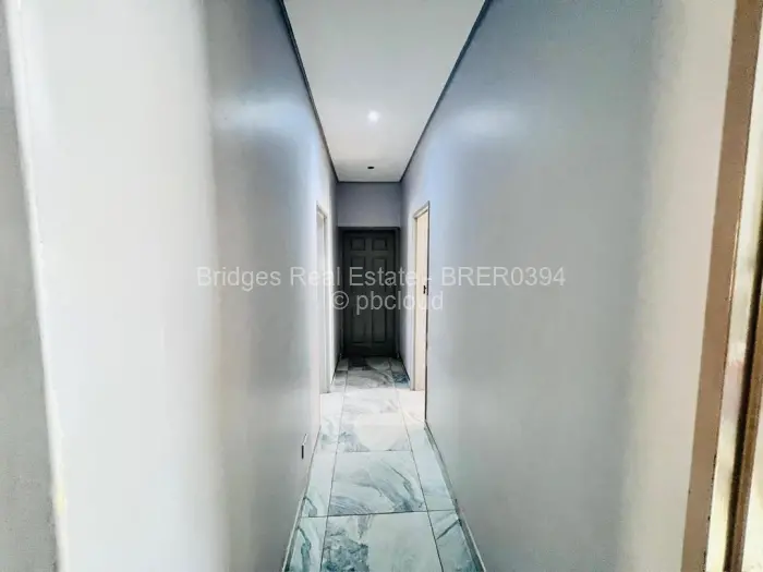 4 Bedroom Cottage/Garden Flat for Sale in Mount Pleasant Heights, Harare