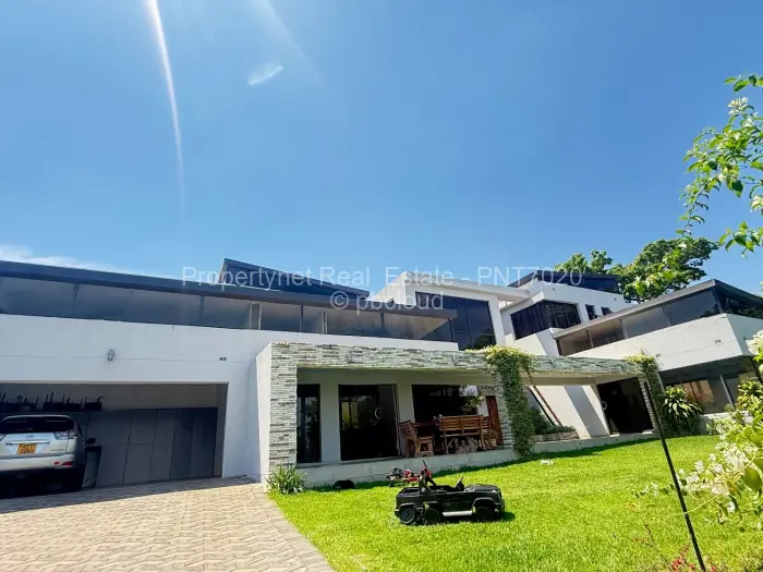 5 Bedroom House for Sale in Carrick Creagh Estate, Harare