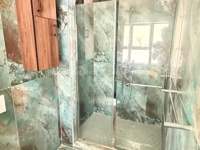 5 Bedroom House for Sale in Carrick Creagh Estate, Harare