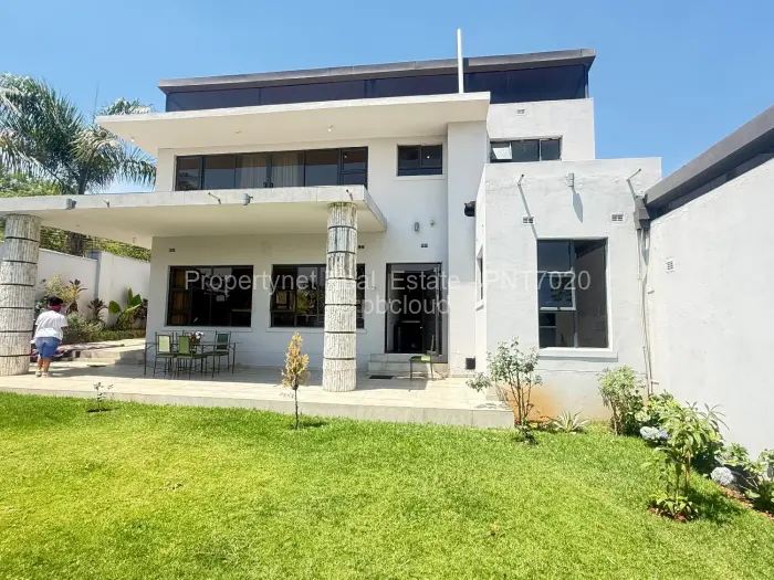 5 Bedroom House for Sale in Carrick Creagh Estate, Harare