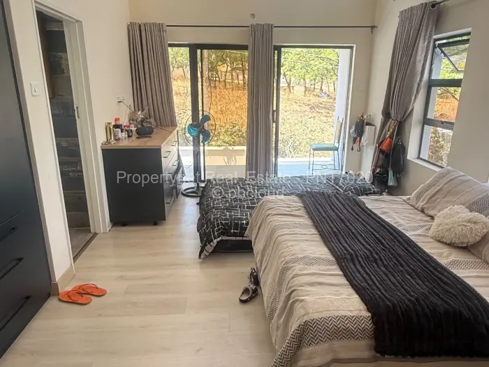 5 Bedroom House for Sale in Carrick Creagh Estate, Harare