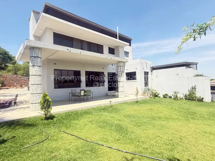 5 Bedroom House for Sale in Carrick Creagh Estate, Harare