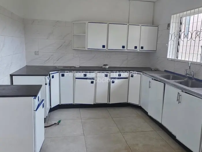 Flat/Apartment to Rent in Eastlea, Harare