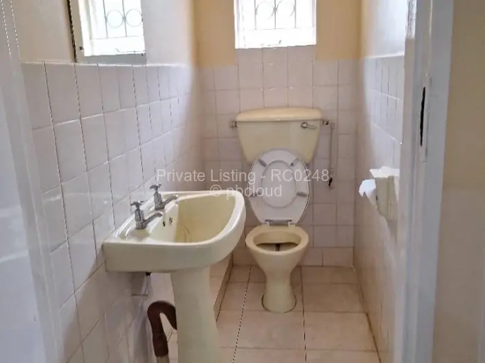 5 Bedroom House to Rent in Vainona, Harare