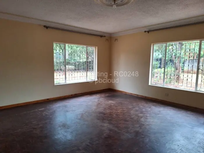 5 Bedroom House to Rent in Vainona, Harare