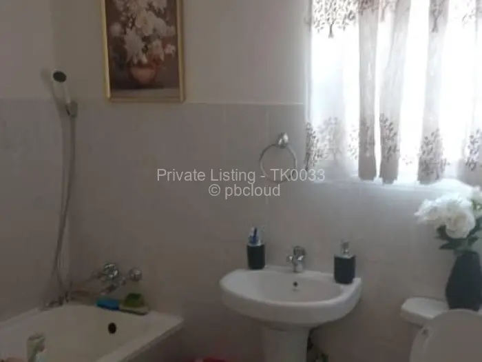 Townhouse/Cluster to Rent in Greendale, Harare