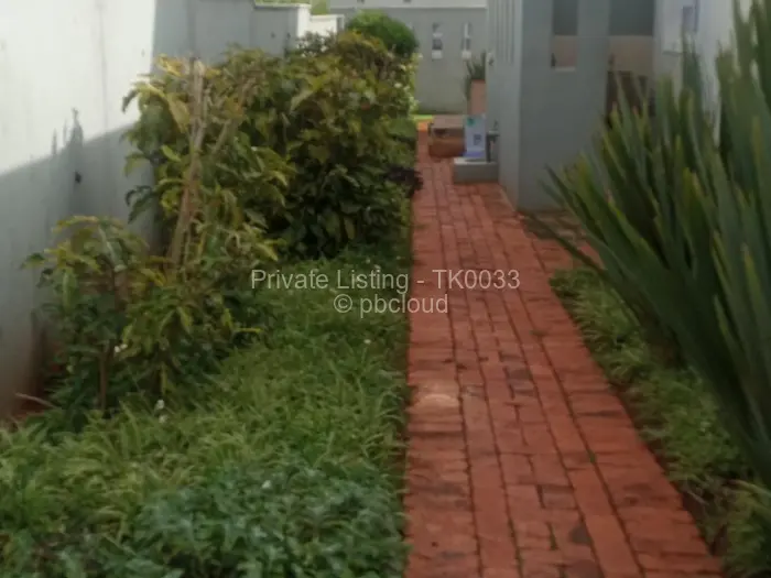 Townhouse/Cluster to Rent in Greendale, Harare
