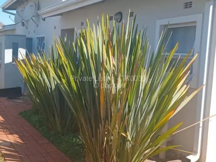 Townhouse/Cluster to Rent in Greendale, Harare