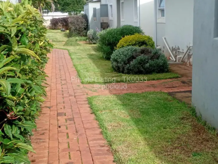 Townhouse/Cluster to Rent in Greendale, Harare