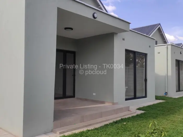 Townhouse/Cluster to Rent in Borrowdale West, Harare